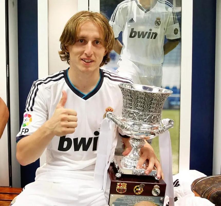 翻牌前范围泄露：你的位置选择已经暴露了一切（翻前范围曝光：你的位置选择已泄露所有信息）